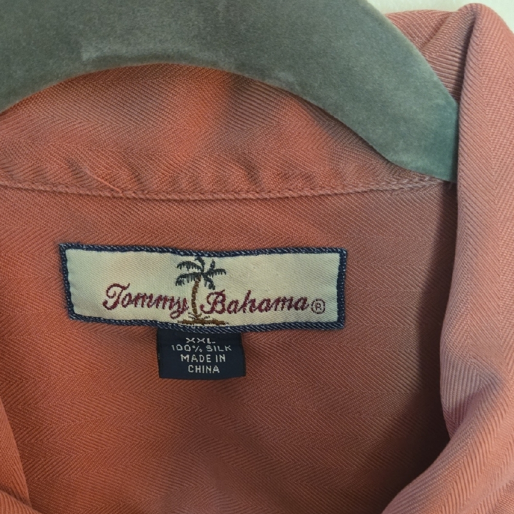 Tommy Bahama Men's Silk Shirt in Coral - Picture 2 of 7